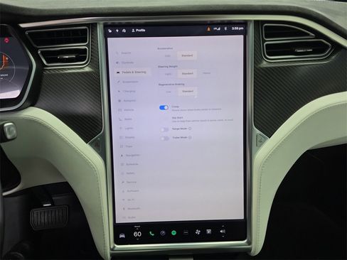 Used 2017 Tesla Model X 90D image 27