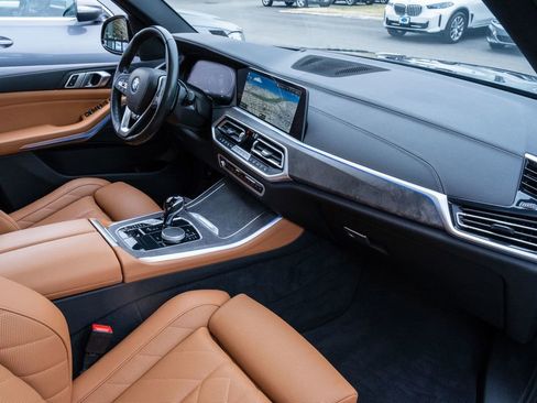 Used 2023 BMW X5 xDrive40i w/ Premium Package image 22