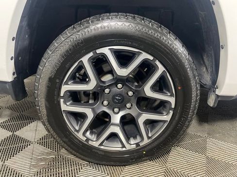 Certified 2025 RAM 1500 Laramie AWD/4WD image 14