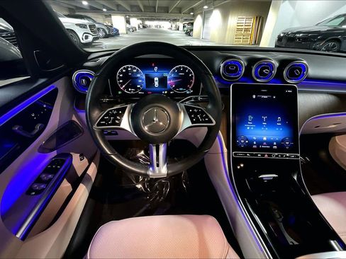 Used 2022 Mercedes-Benz C 300 Sedan image 6