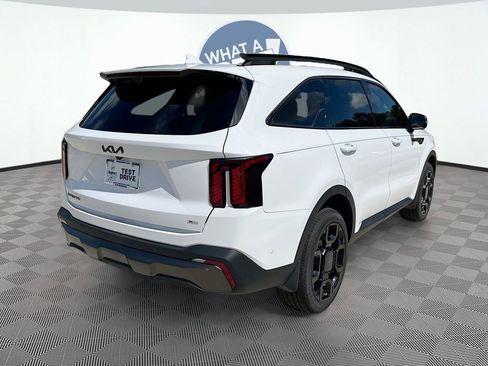 Certified 2025 Kia Sorento SX Prestige w/ Sage Leather Package AWD/4WD image 6