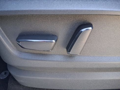 New 2026 Nissan Armada SV image 22