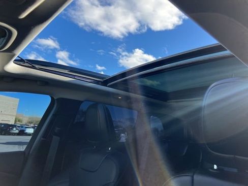 Used 2019 Jeep Cherokee Latitude Plus image 30