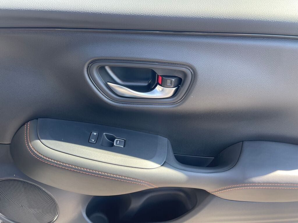 Used 2025 Honda HR-V Sport image 18