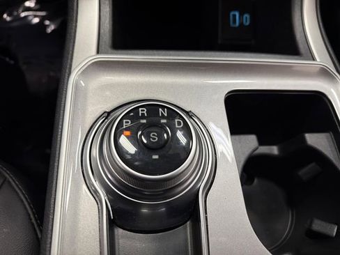 Used 2024 Ford Edge SEL image 20