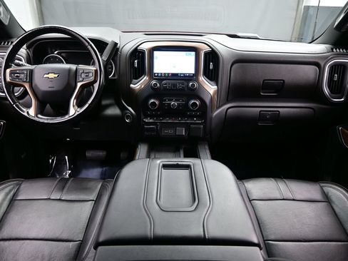 Used 2020 Chevrolet Silverado 3500 High Country w/ Technology Package AWD/4WD image 21