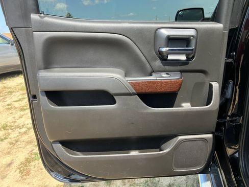 Used 2018 GMC Sierra 1500 SLT AWD/4WD image 33