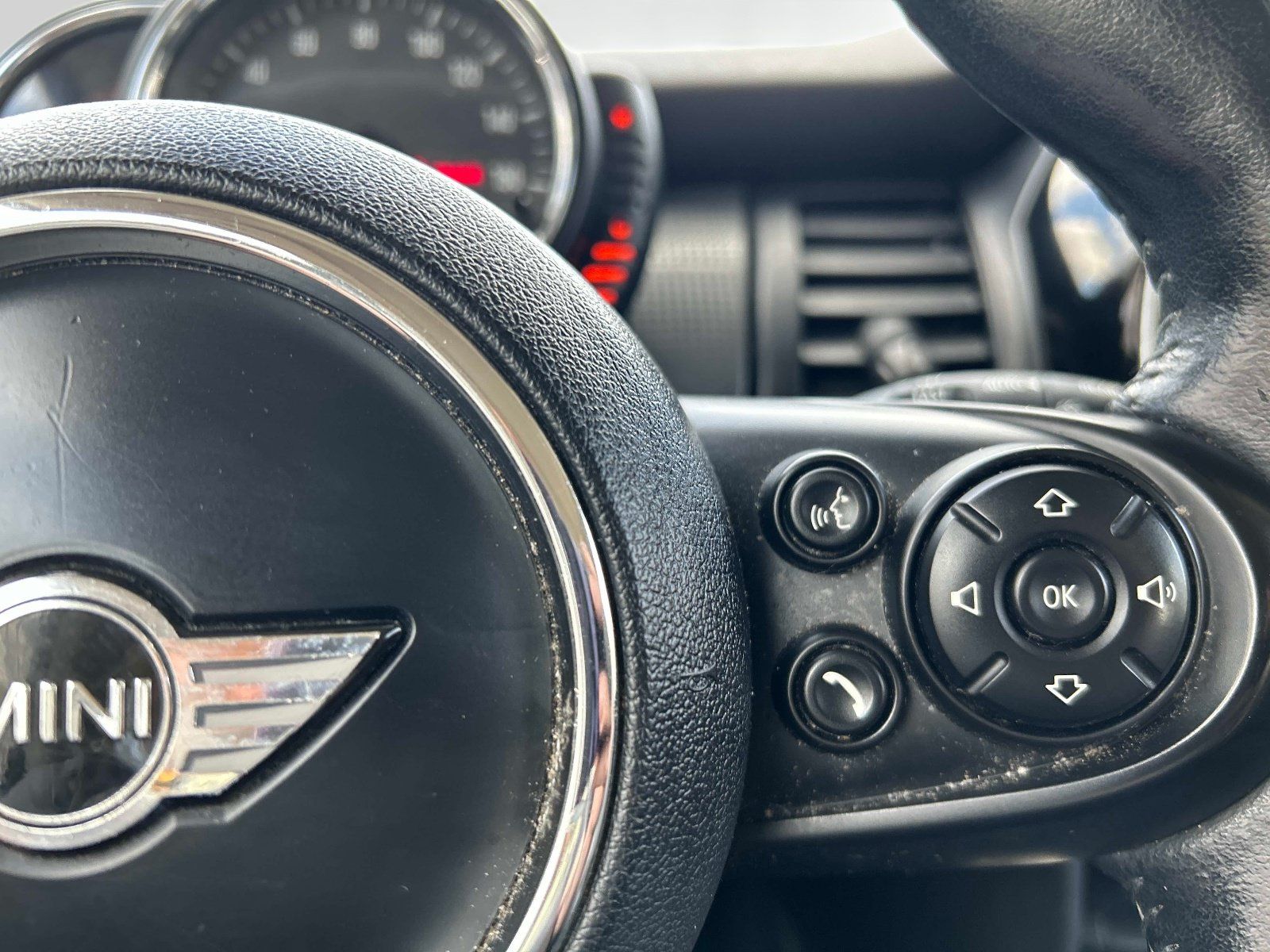 Used 2017 MINI Cooper 2-Door Hardtop FWD image 19