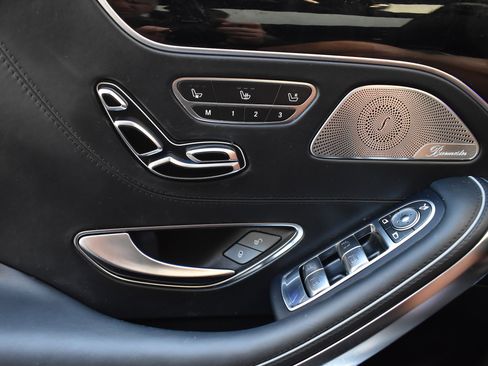 Used 2020 Mercedes-Benz S 560 4MATIC Coupe w/ AMG Line Exterior image 29