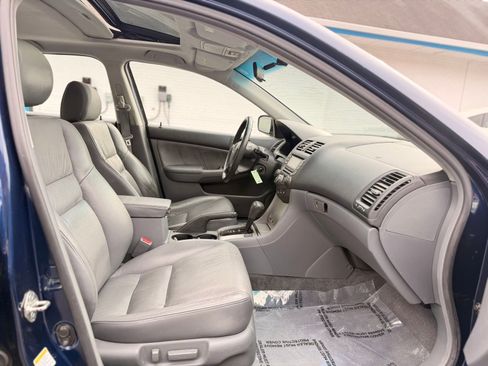 Used 2003 Honda Accord EX image 22