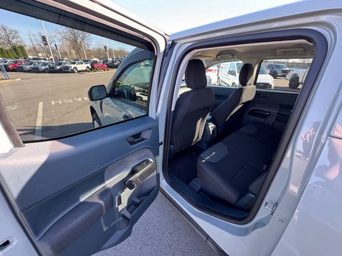 Used 2024 Ford Maverick XL image 21