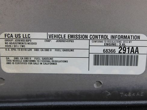 Used 2018 Chrysler 300 S image 22