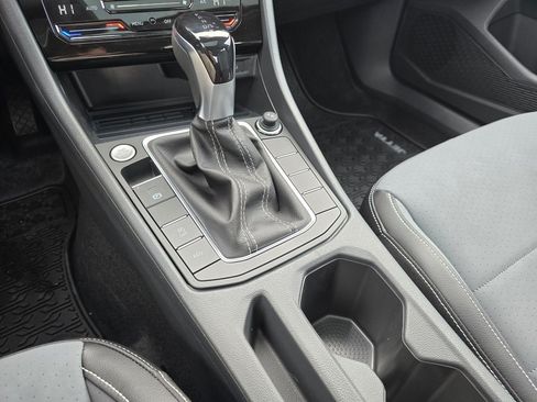 New 2026 Volkswagen Jetta SE FWD image 31