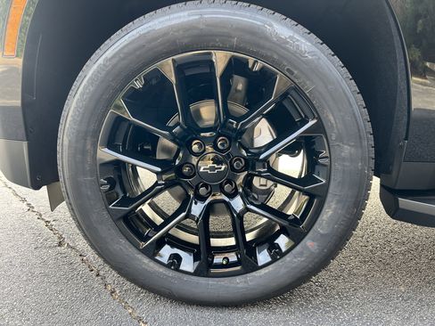 New 2026 Chevrolet Tahoe LS image 13