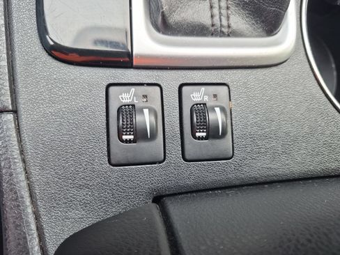 Used 2014 Toyota Highlander XLE AWD/4WD image 20