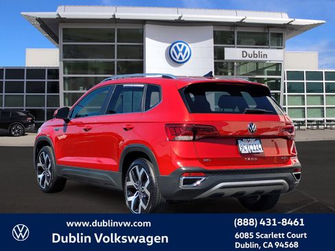 Used 2022 Volkswagen Taos SEL image 6