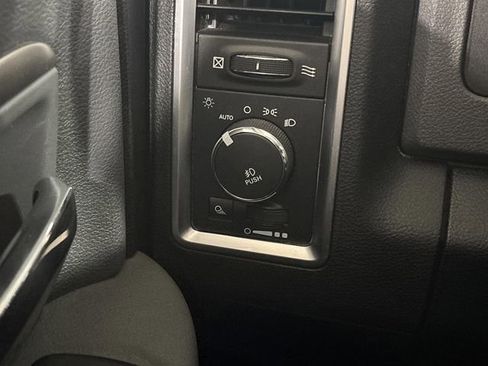 Used 2015 RAM 1500 Big Horn image 23