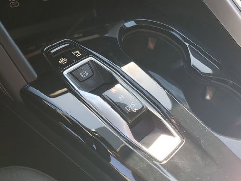 Used 2025 Audi Q5 Premium w/ Convenience Package image 32