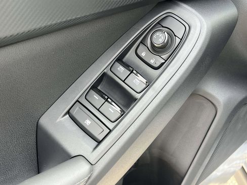 New 2025 Subaru Crosstrek 2.0i Premium image 7