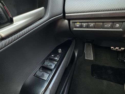 Used 2025 Toyota Camry SE FWD image 13