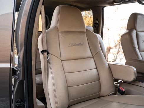 Used 2003 Ford Excursion Limited image 39