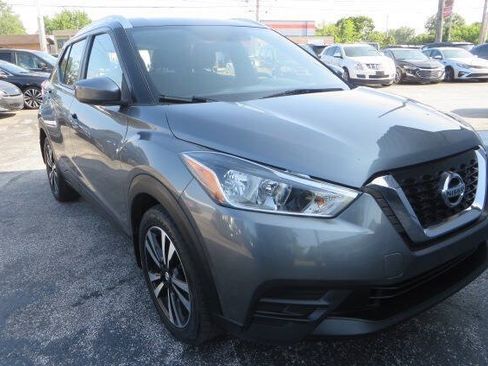 Used 2018 Nissan Kicks SV FWD image 42