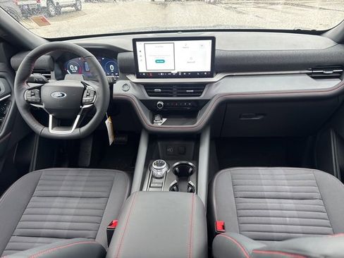 New 2026 Ford Explorer ST-Line w/ ST-Line Street Pack image 19
