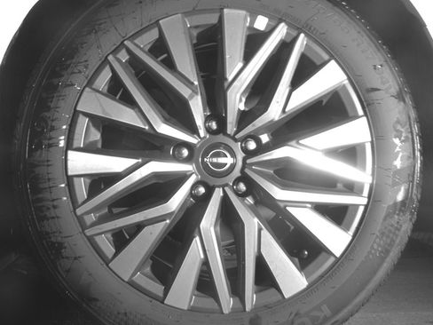 Used 2025 Nissan Altima 2.5 SV image 14