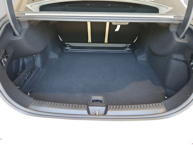 Used 2024 Mercedes-Benz E 350 4MATIC Sedan image 25