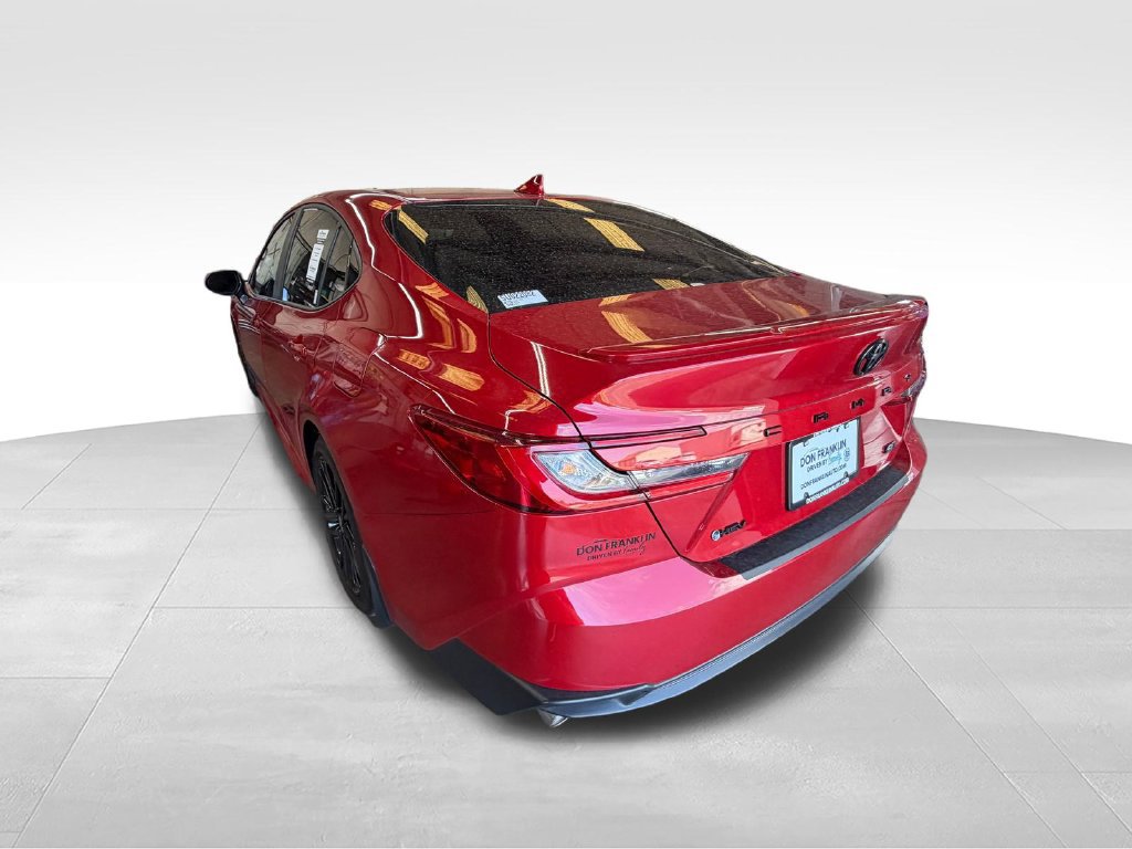 Used 2025 Toyota Camry SE w/ Multimedia Upgrade Package FWD image 4