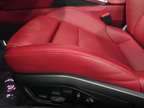Certified 2025 Porsche 911 Turbo S AWD/4WD image 25