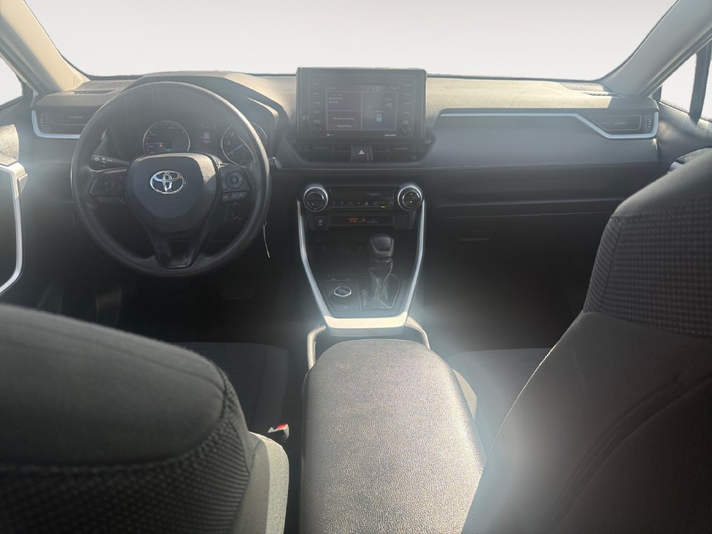 Used 2020 Toyota RAV4 LE w/ All Weather Liner Package AWD/4WD image 10