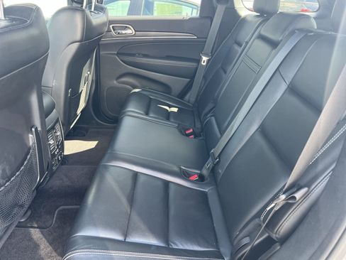Used 2017 Jeep Grand Cherokee Limited w/ Trailer Tow Group IV AWD/4WD image 20