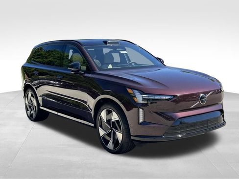 Used 2025 Volvo EX90 Ultra AWD/4WD image 5