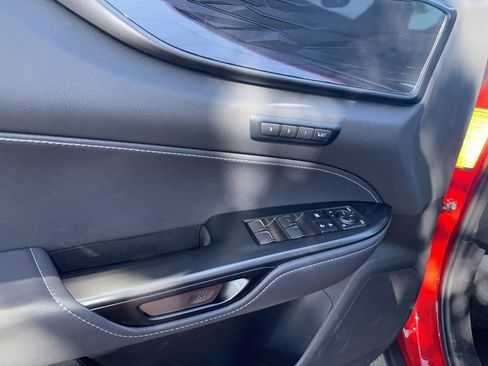 Used 2025 Lexus NX 250 FWD w/ Towing Package (2000 Lbs) image 14