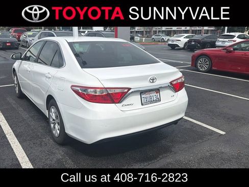 Used 2017 Toyota Camry LE image 2