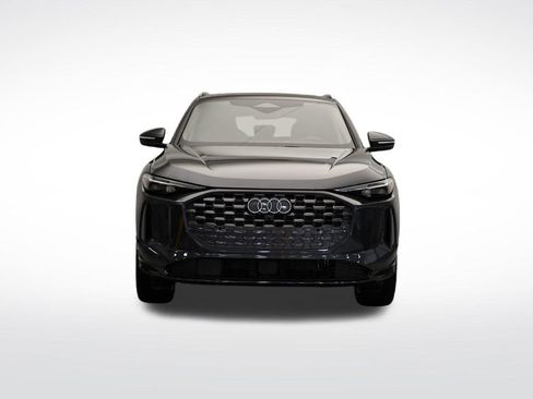 Used 2025 Audi Q5 Premium Plus w/ Premium Plus AWD/4WD image 8
