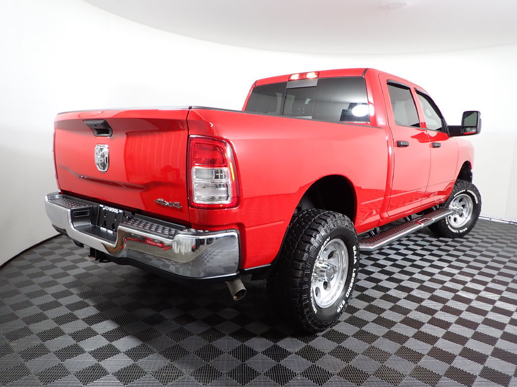 Used 2024 RAM 2500 Tradesman w/ Chrome Appearance Group AWD/4WD image 16