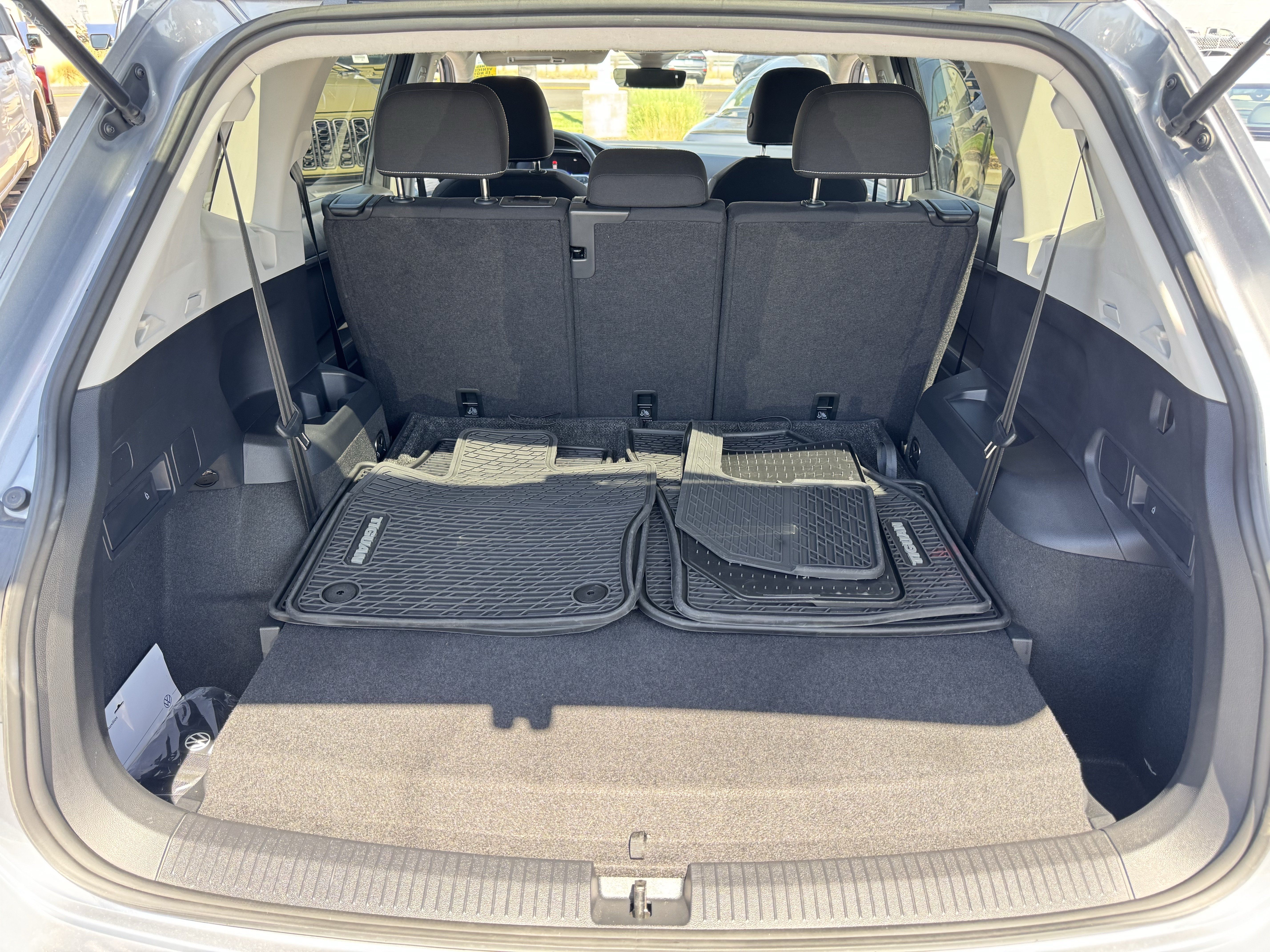 Certified 2024 Volkswagen Tiguan S FWD image 35