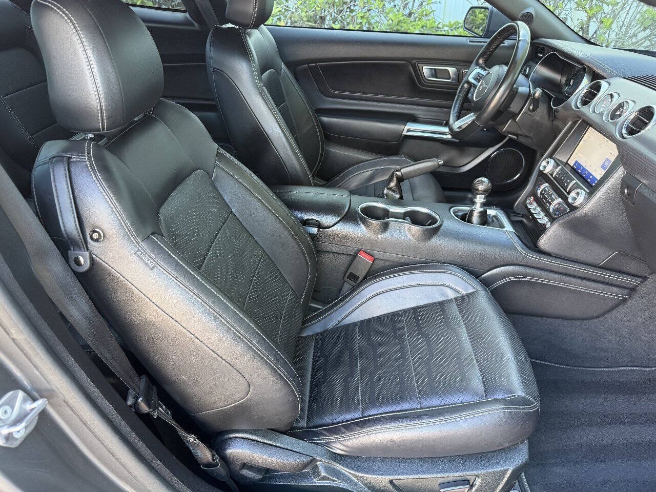 Used 2022 Ford Mustang GT Premium w/ GT Performance Package RWD image 19
