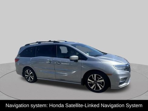 Used 2019 Honda Odyssey Elite image 4