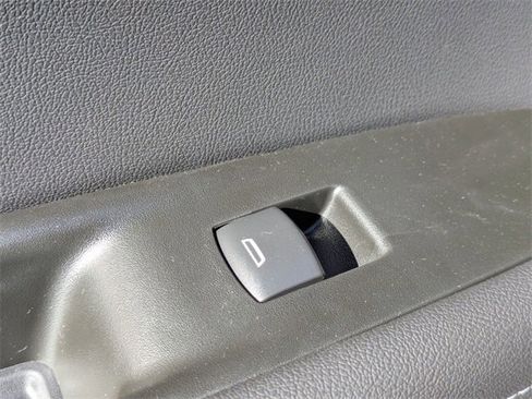 New 2026 Chevrolet Blazer LT image 23