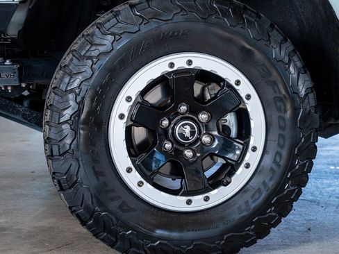 Used 2022 Ford Bronco Outer Banks image 10