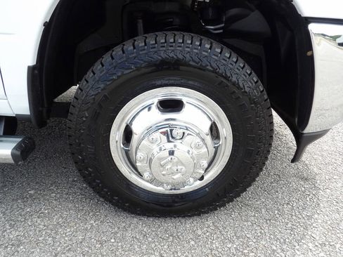 Used 2024 RAM 3500 Tradesman w/ Chrome Appearance Group AWD/4WD image 67