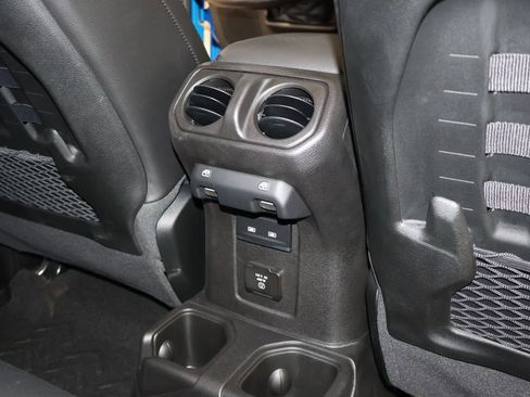 Used 2023 Jeep Gladiator Rubicon w/ LED Lighting Group image 38