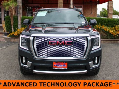 Used 2021 GMC Yukon Denali w/ Denali Premium Package image 3