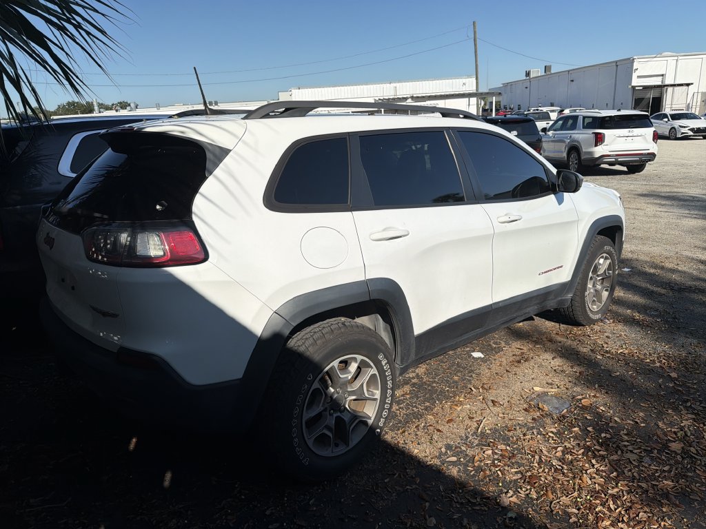 Used 2021 Jeep Cherokee Trailhawk w/ Premium Leather Package AWD/4WD image 5