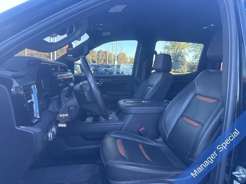 Used 2022 GMC Sierra 1500 AT4 w/ AT4 Preferred Package image 17