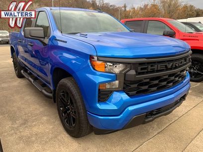 New 2026 Chevrolet Silverado 1500 Custom w/ Turbomax Blackout Package