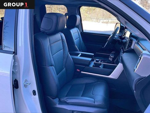 Used 2023 Toyota Tundra Limited image 7